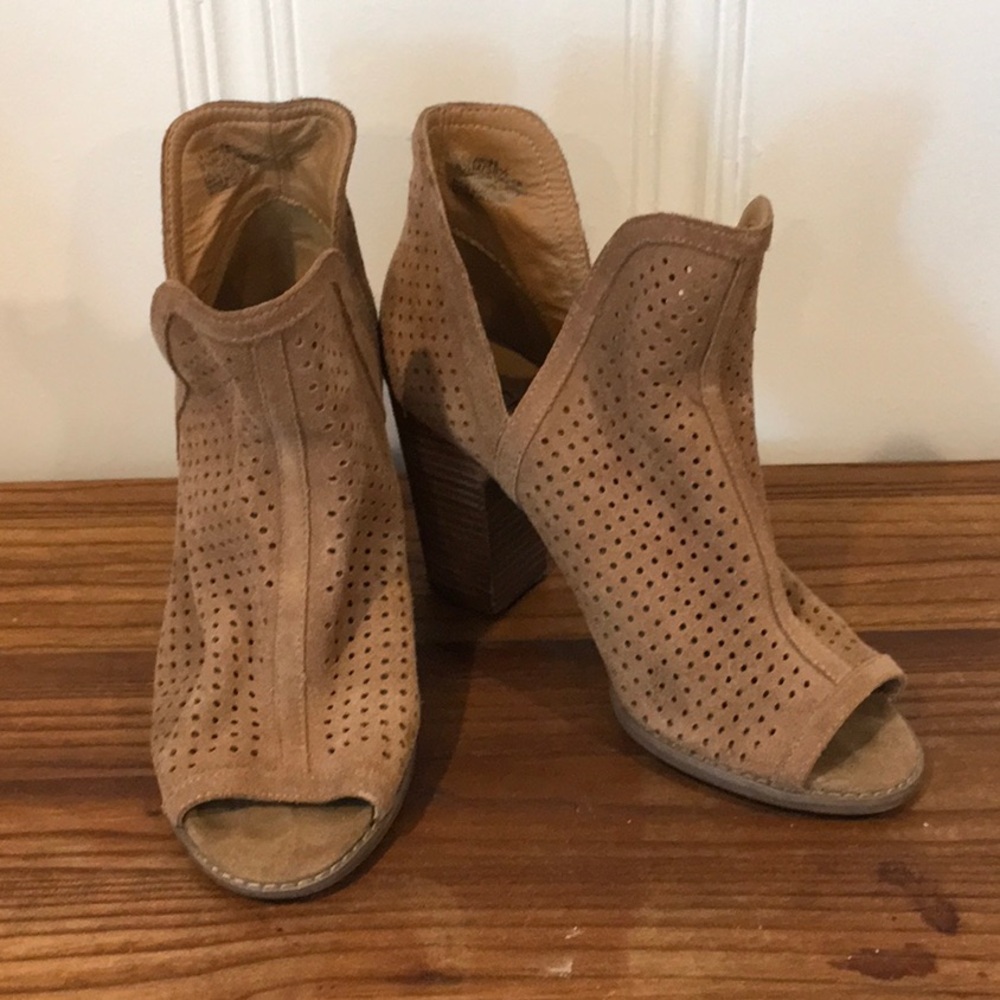 Lucky Brand Heels